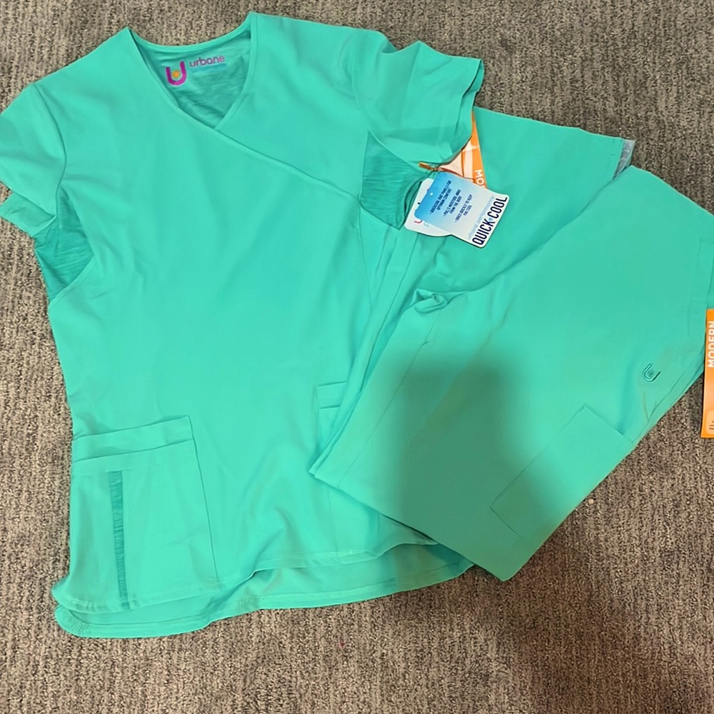Urbane Performance scrub set Spearmint size medium